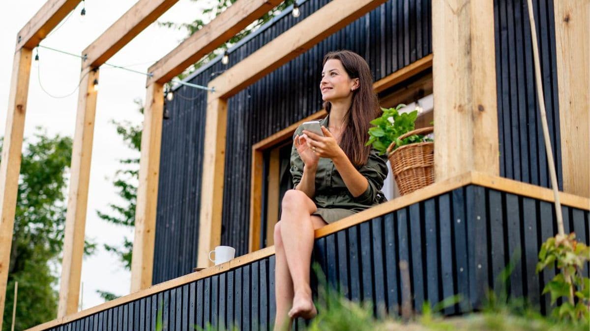 Australian home price average tops $1 million
